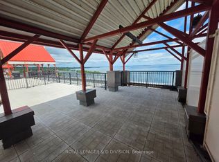 140 Cedar Island Rd #406, Orillia, ON L3V 1T1