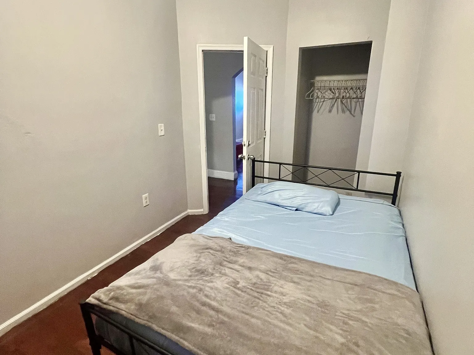 1034 North Bentalou Street - 4 — Photo 4