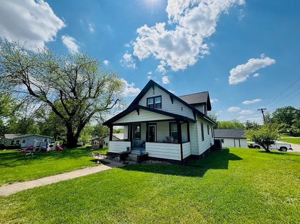 105 S Willow St, Leigh, NE 68643