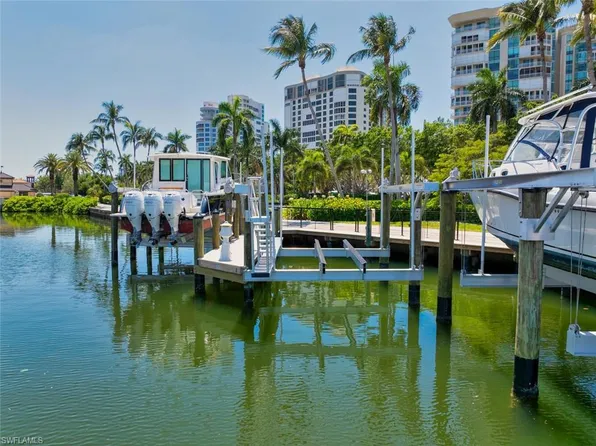 4450 Gulf Shore BLVD N, NAPLES, FL 34103