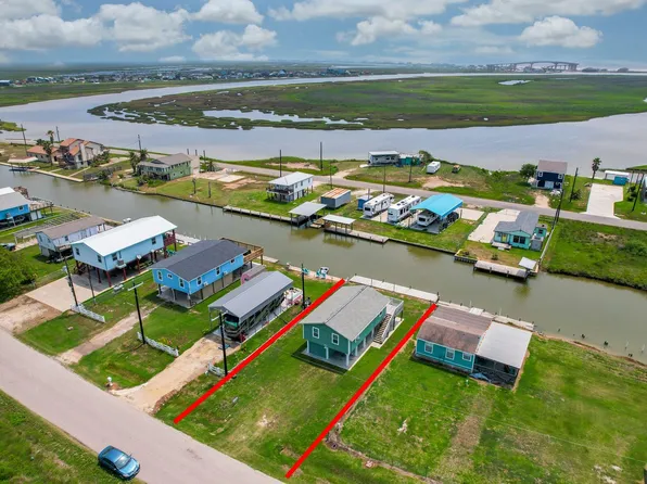 855 County Road 201, Sargent, TX 77414