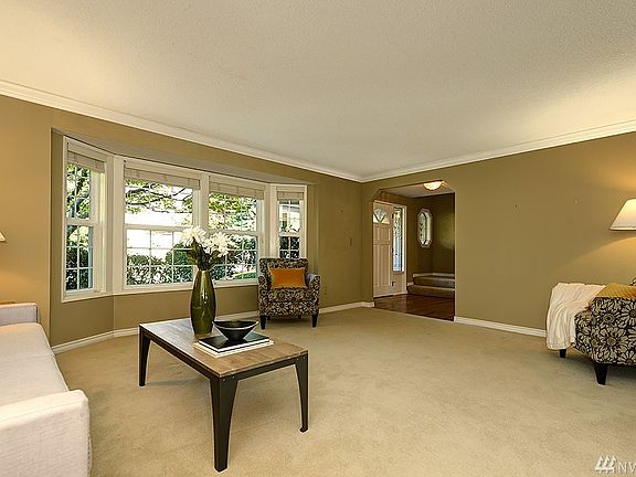 3rd image of 6142 147th Pl SE