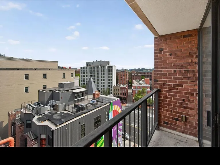 2555 Pennsylvania Ave NW #1019 — Photo 11