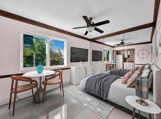 2430 NE 135th St APT 300, North Miami, FL 33181