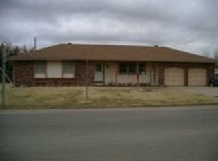 338 E 4th Ave, Goddard, KS 67052