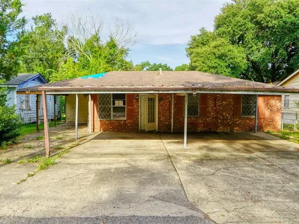 926 S Abe Ave, Gonzales, LA 70737