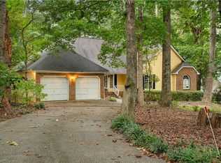 350 Strawberry Wynde NW, Marietta, GA 30064