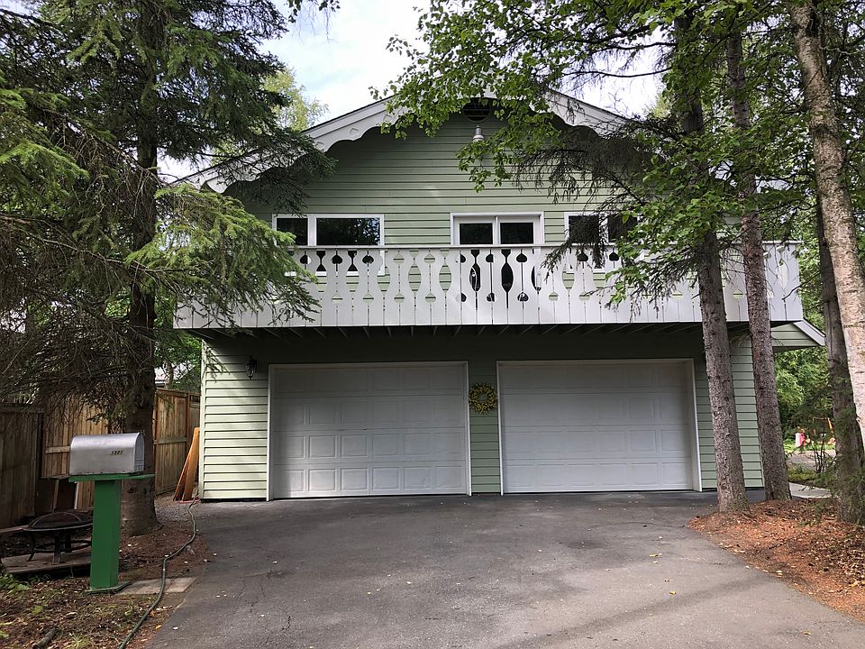 1321 Bannister Drive