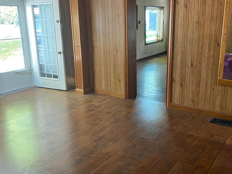 ENTRY/ DINNING