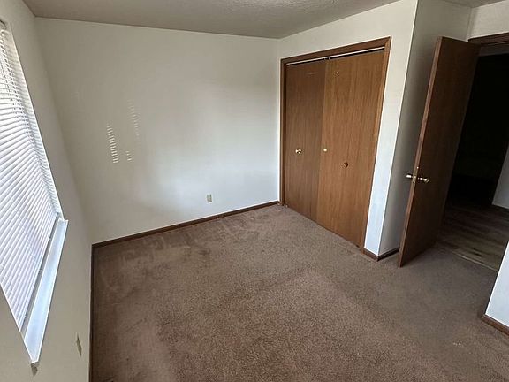 5th image of 221 S 12th St APT D