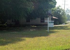 1st image of 216 NW Greenwood Highway