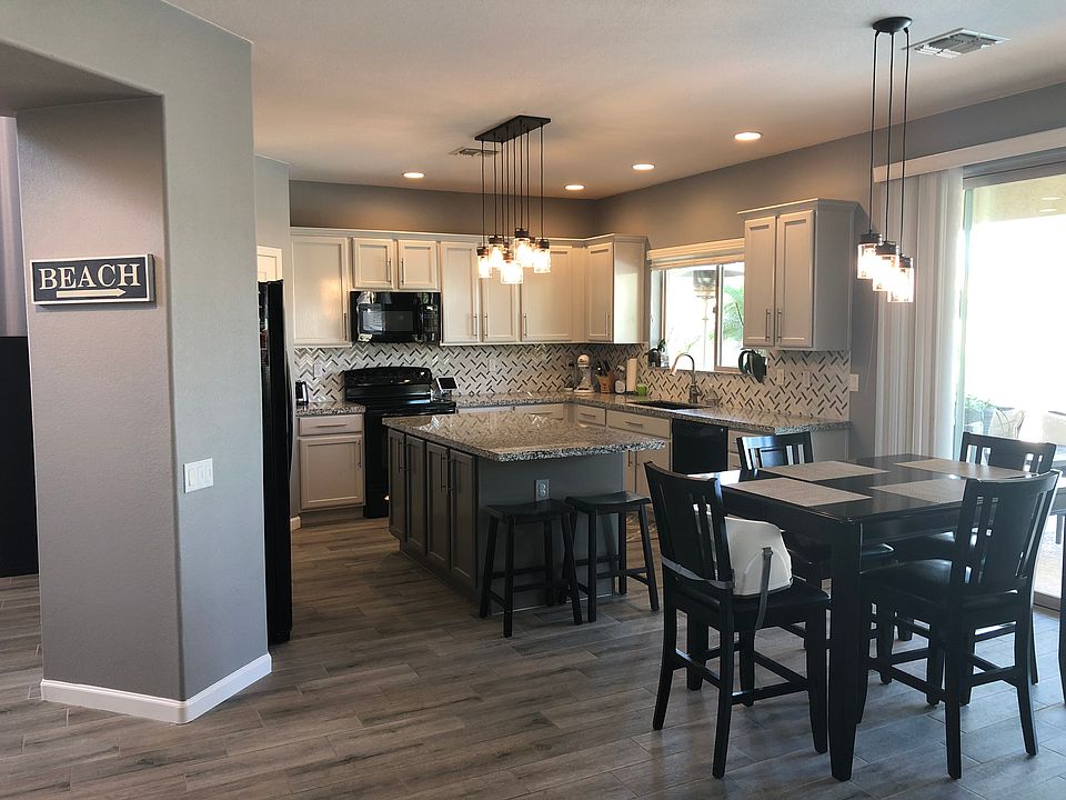 1st image of 902 E Indian Wells Pl