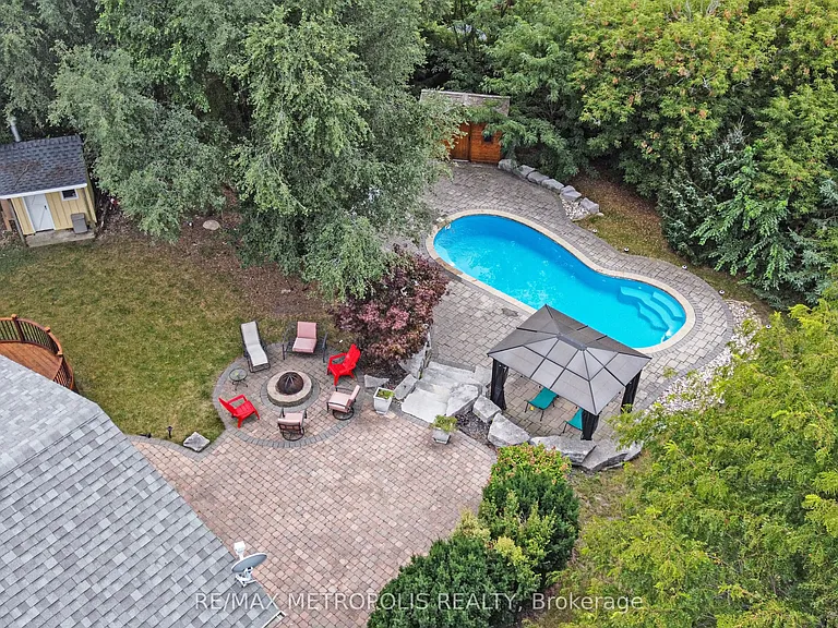 1872 Appleview Rd #MAIN — Photo 24
