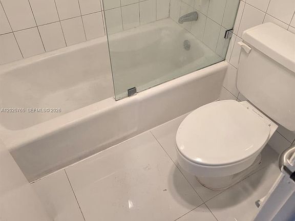 5th image of 11111 Biscayne Blvd #17D