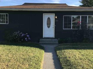 1517 Gregory Ave, Sunnyside, WA