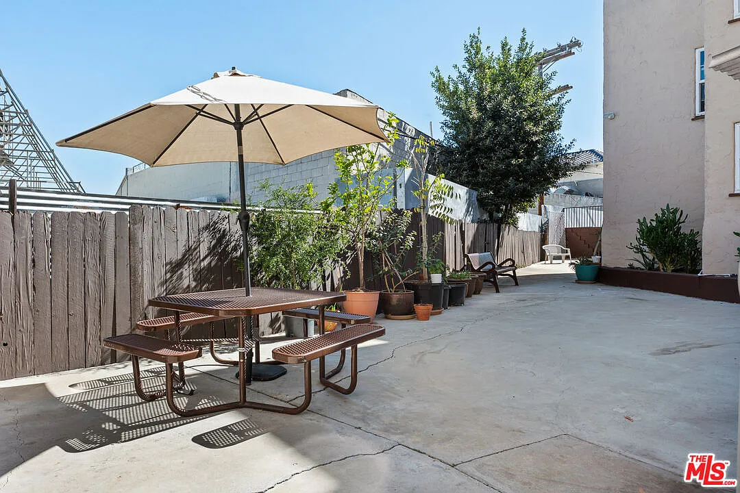 Studio, 1.0 bath, 650 sqft, $1,750 — Photo 4