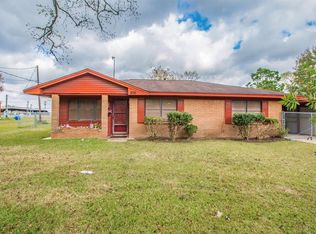 1225 Fairground Rd, Angleton, TX 77515