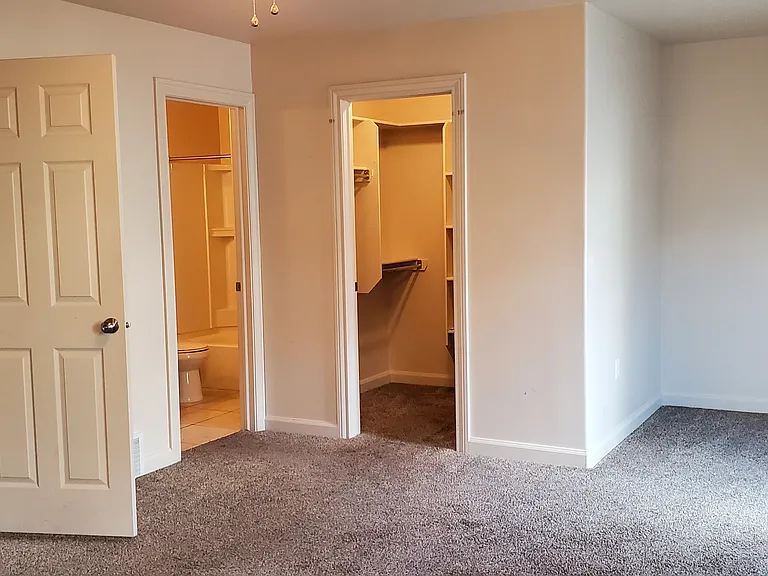 main bedroom suite