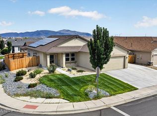 182 Royal Oaks Dr, Fernley, NV 89408