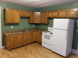 27 Industrial Park Rd APT 5, Sterling, CT 06377