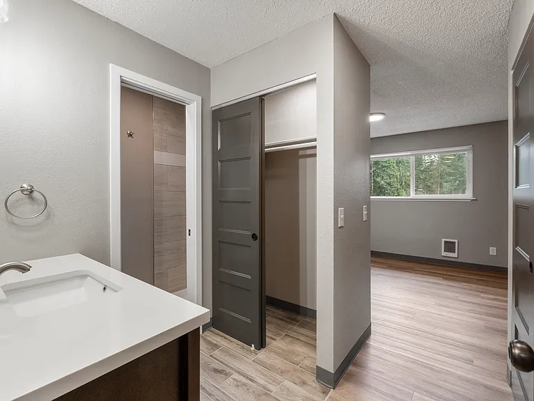 The Hideaway at University Place — Photo 19