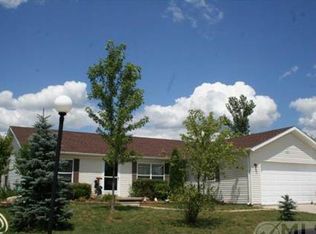 5102 Hawthorn Dr, Brown City, MI 48416