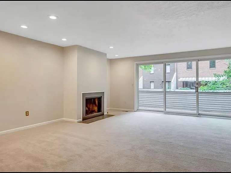 100 Denniston St #76 — Photo 10