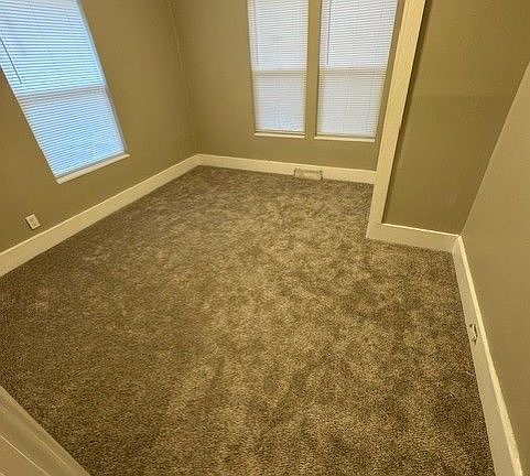 2nd image of 2425 Holmes Ave