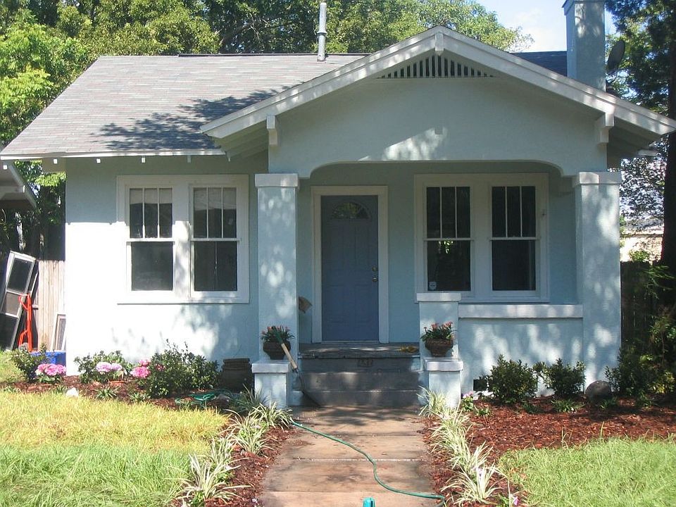 1st image of 2482 Palmetto Ave