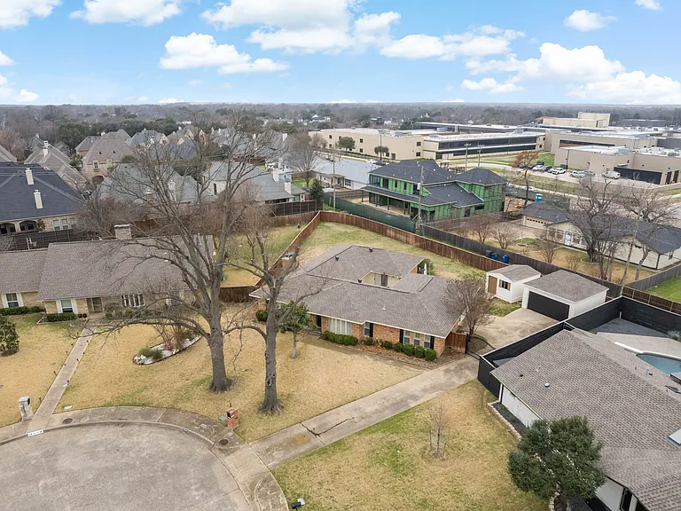 10141 Fieldfare Ct — Photo 23