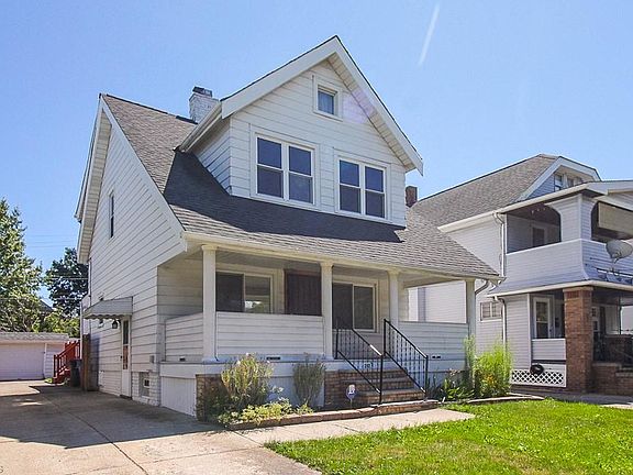 3rd image of 2127 Chesterland Ave