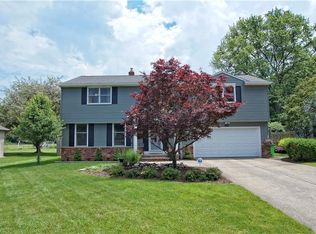875 Brainard Rd, Highland Heights, OH 44143
