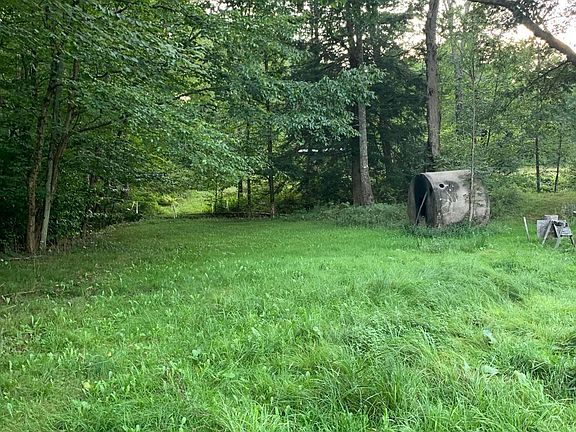 5th image of Blakeslee Ln