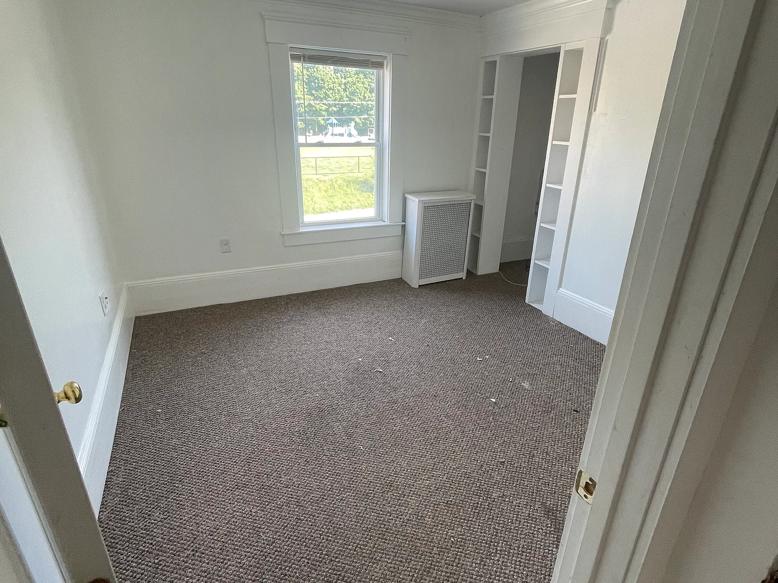 48 Hall St — Photo 4