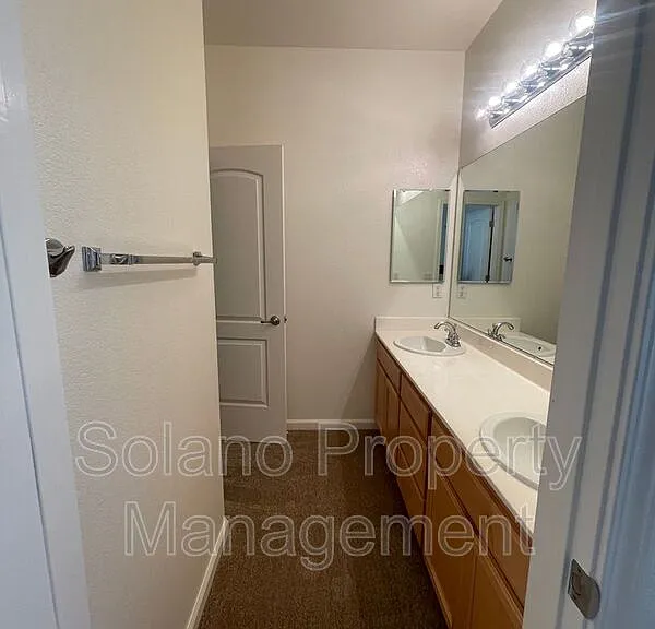8143 Carlisle Way — Photo 16