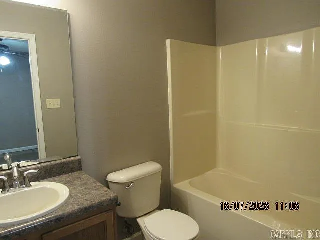 2125B Rosemary Dr — Photo 9