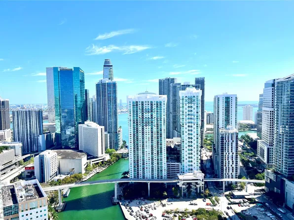 92 SW 3rd St, Miami, FL