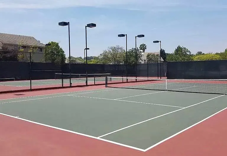 Tennis court