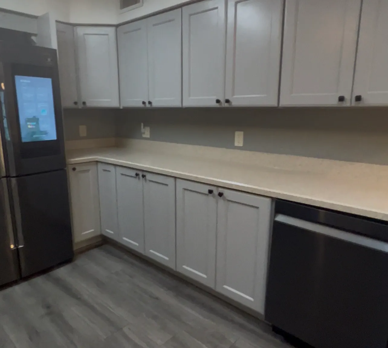 3 bed, 1800 sqft, $2,275 — Photo 2