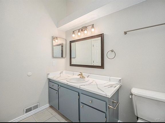 5th image of 1970 Newland Ct