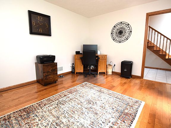 5th image of 360 Ibis Dr