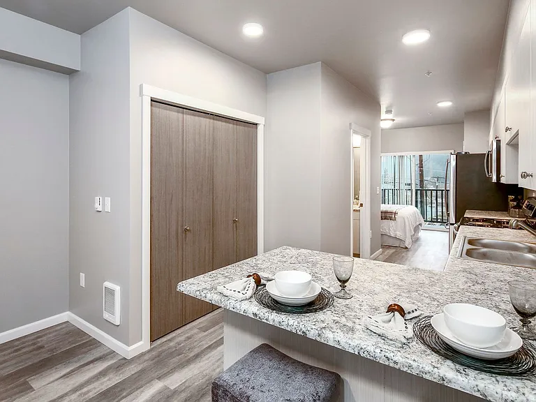East Ridge Apartments — Photo 24