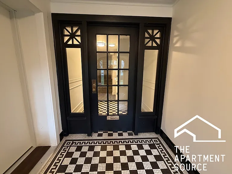 2171 W Wilson Ave #G — Photo 14