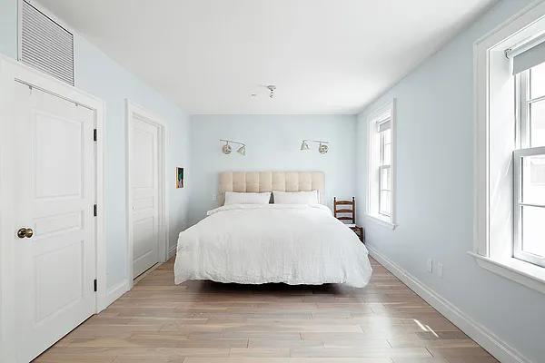 Rented by Compass | media 11