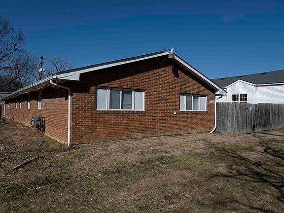 2nd image of 2735 Joyce Ave #A