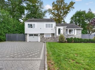 125 Druid Ave, Dumont Boro, NJ 07628