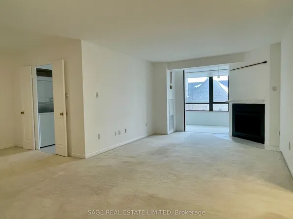 195 Saint Patrick St #704B, Toronto, ON M5T 2Y8