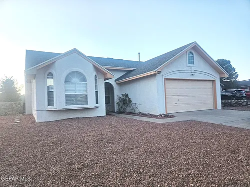 1329 Desierto Rosa Pl Photo 1