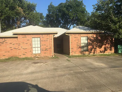 3319 Gardenview Cir Photo 1