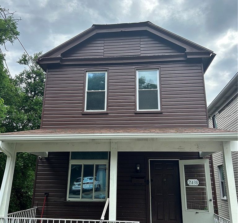 1st image of 2438 Diehl Ave